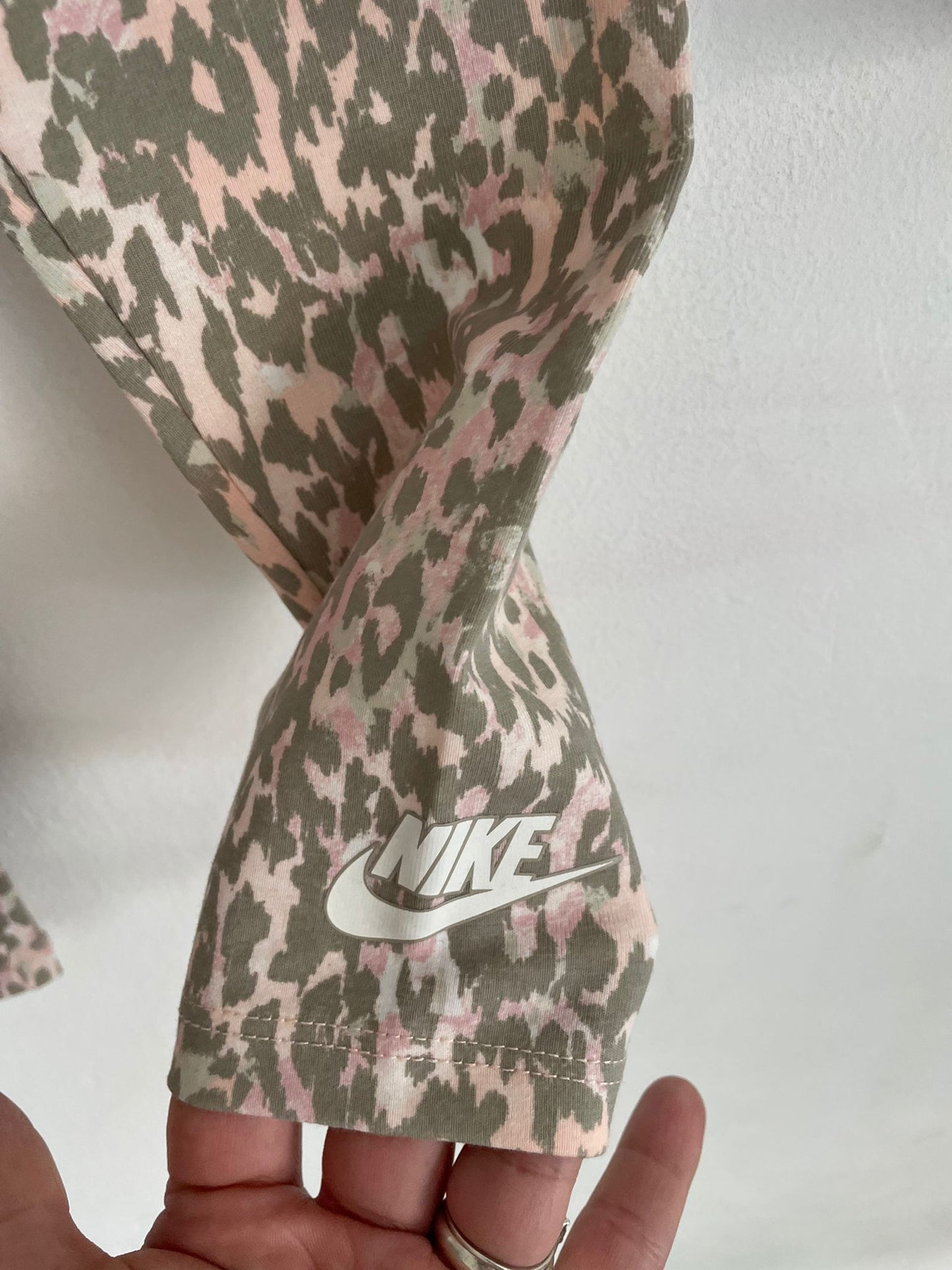 Conjunto Buzo y Calza Nike niña talle 4