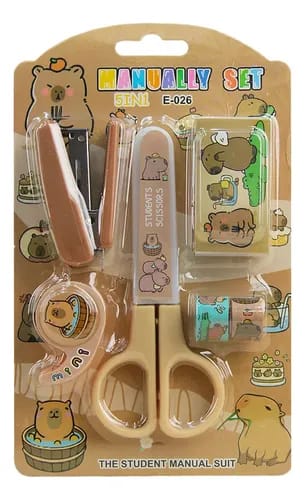 Set Escolar De Capibara Con Tijera Y Engrampadora