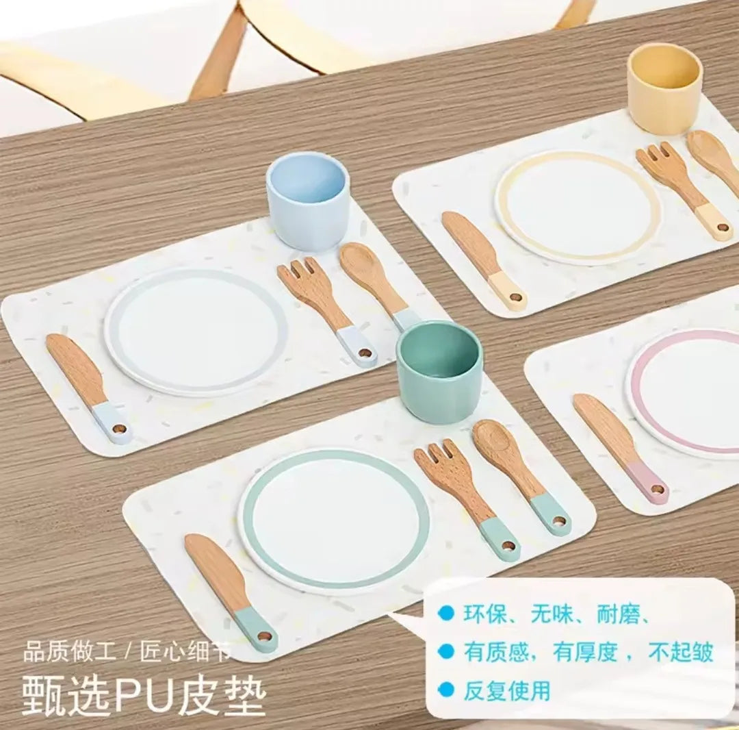 Set De Vajilla En Madera Montessori 27pcs