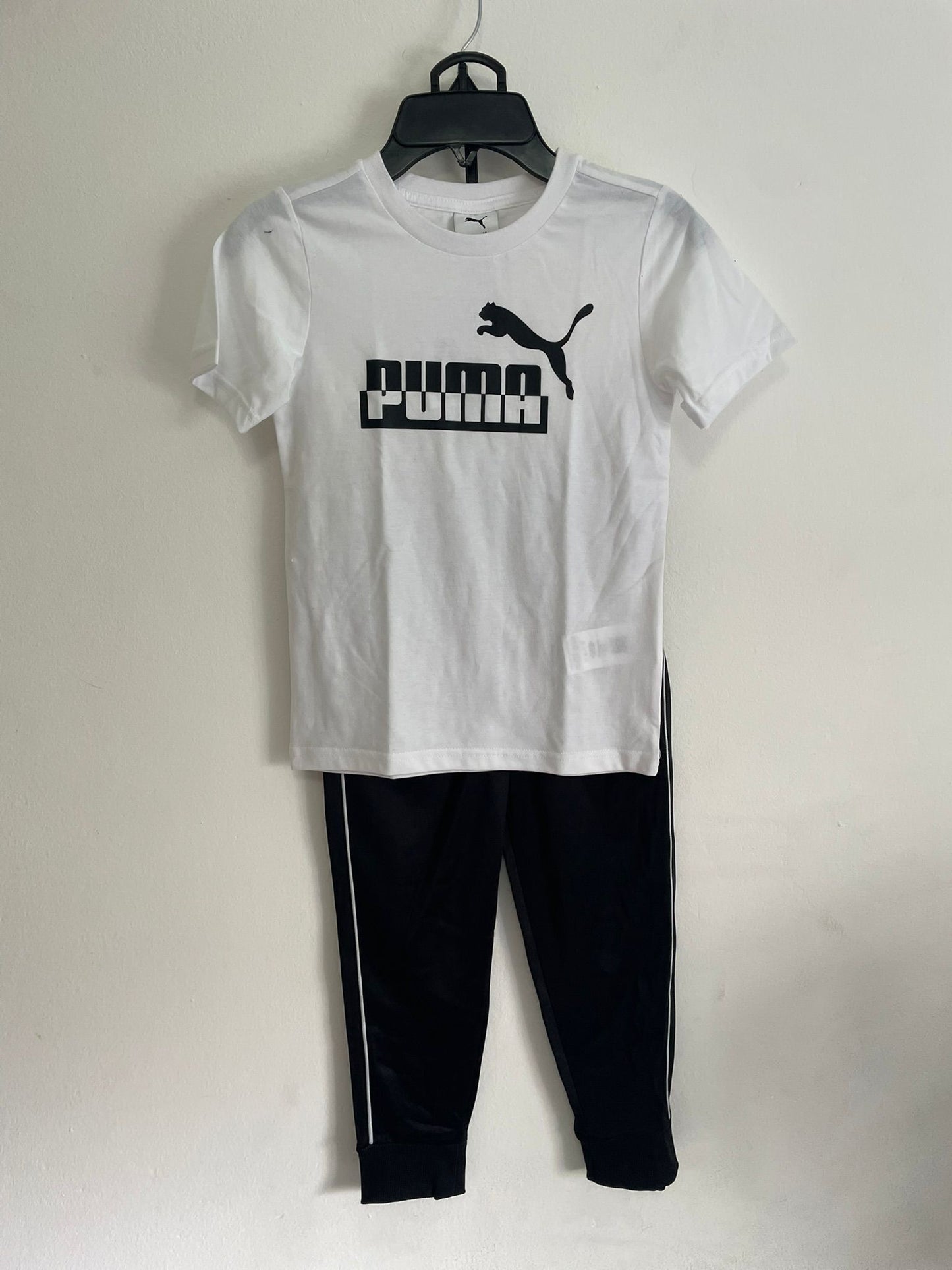 Conjunto Campera Remera Y Pantalon Puma talle 6