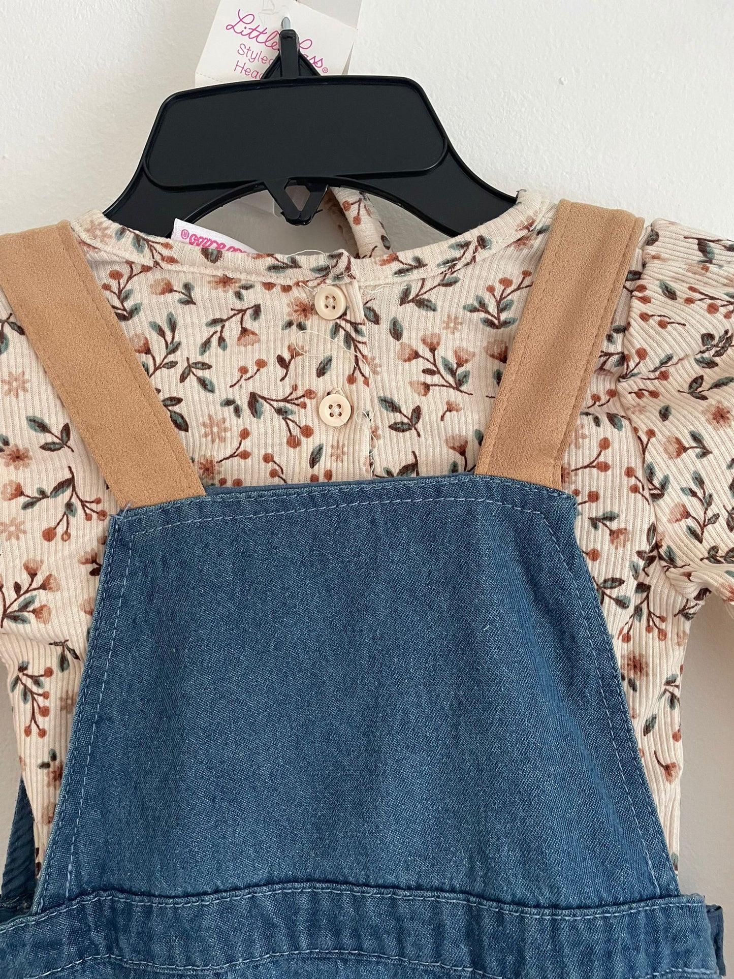 Conjunto Jumper de jean con remera y vincha niña talle 4