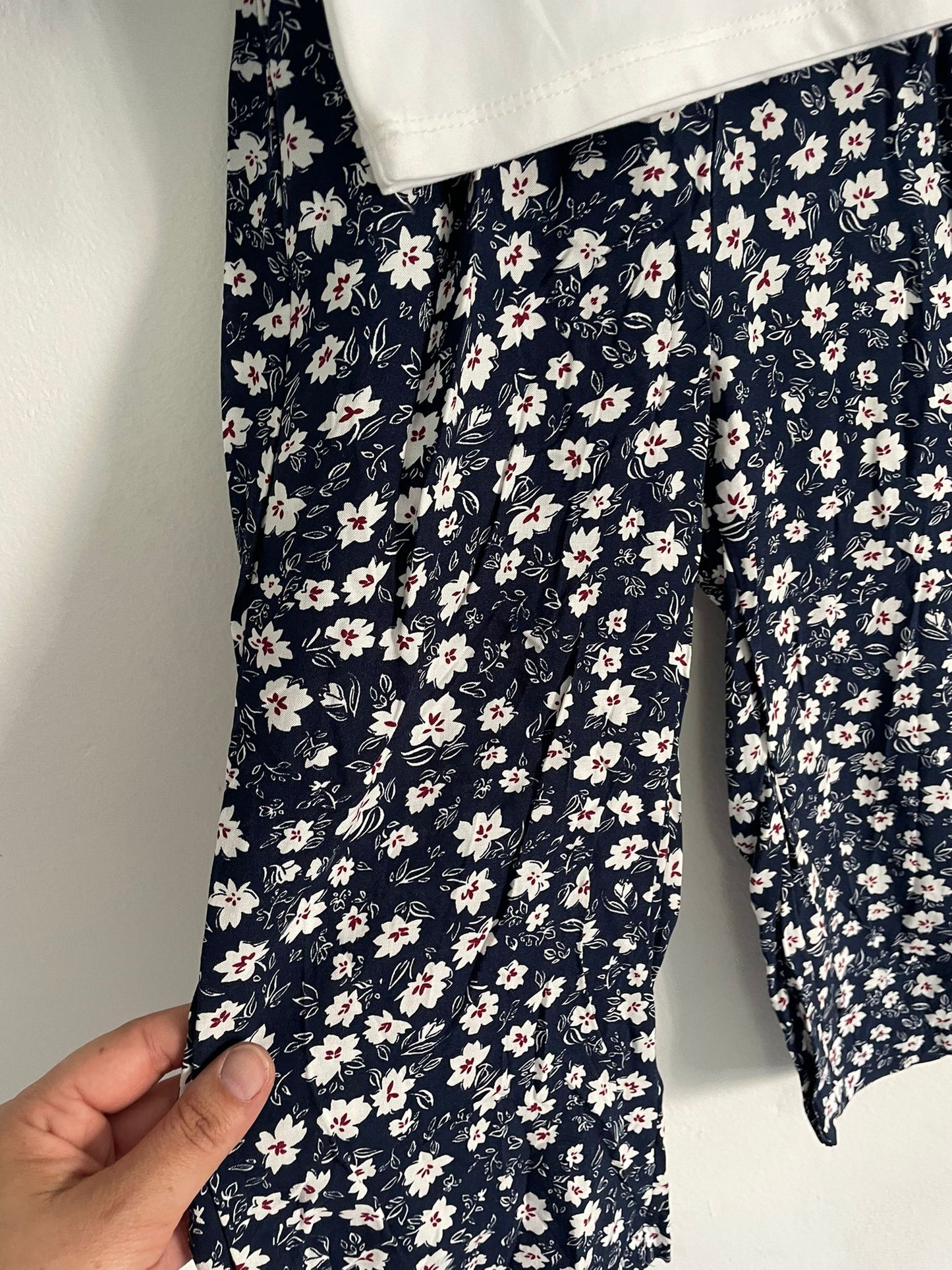 Conjunto Campera de jean con pantalon remera y gomita talle 3