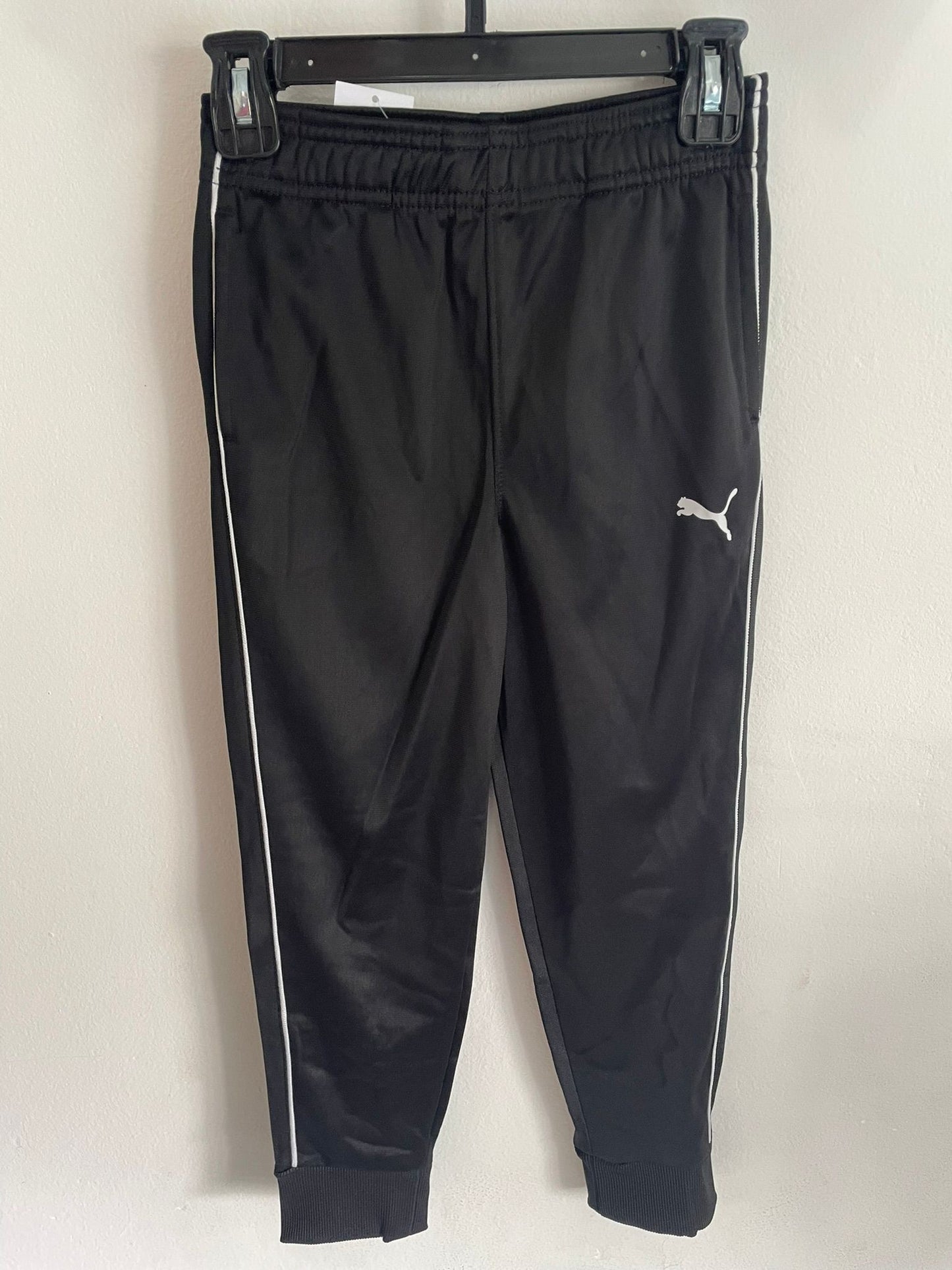 Conjunto Campera Remera Y Pantalon Puma talle 6