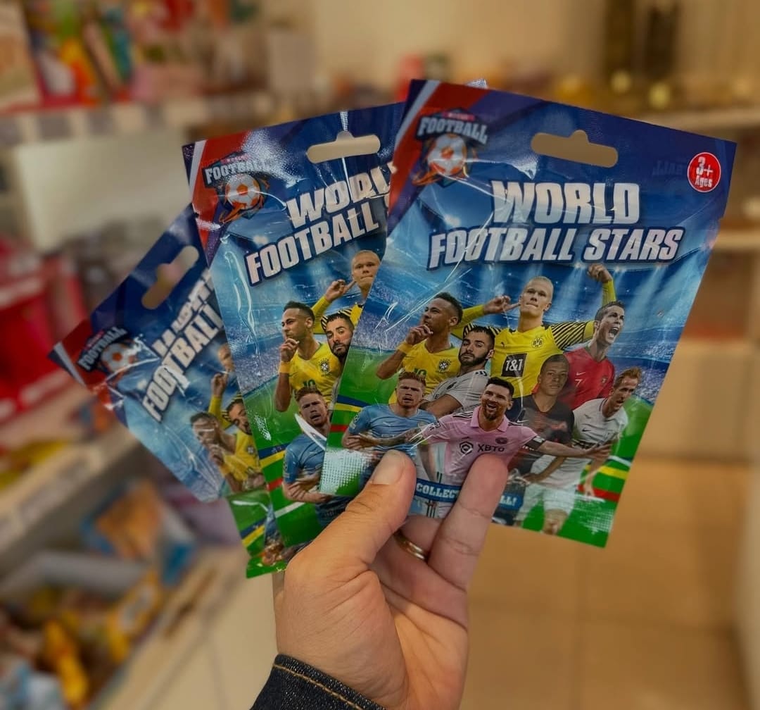 Sobre Sorpresa Estrellas De Futbol Muñeco+ 3 Cartas
