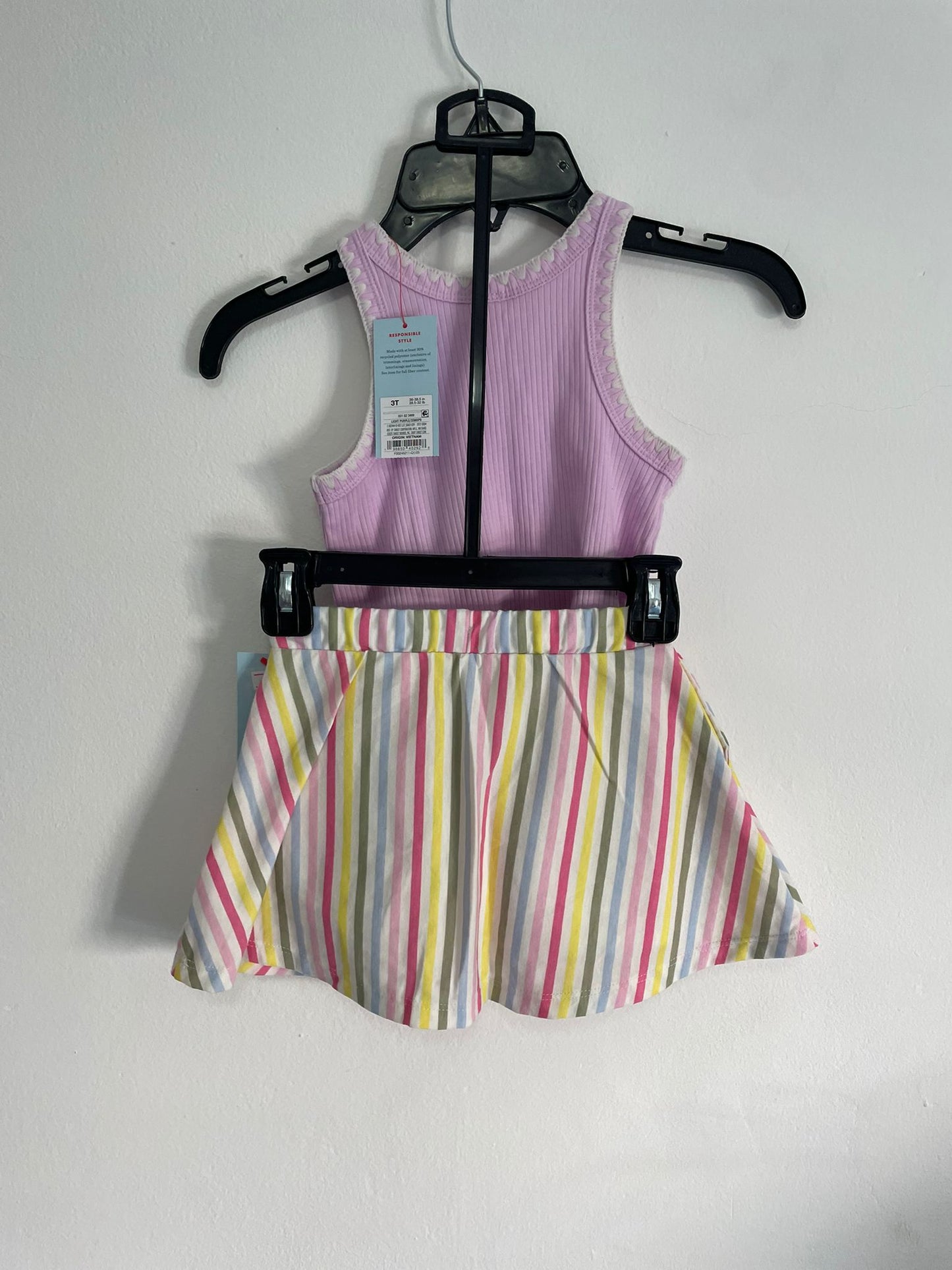 Conjunto Musculosa y Pollera con calza Niña talle 3