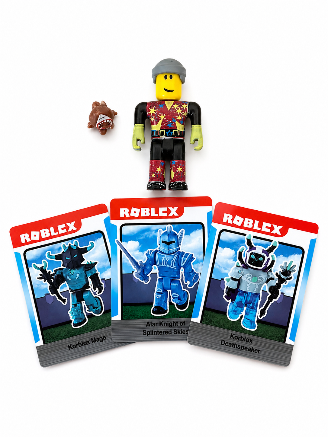 Figura Roblox Coleccionable Con Accesorio +3 Cartas