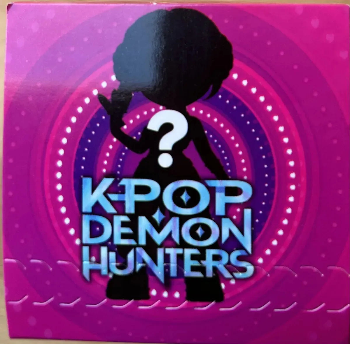 Figura Sorpresa Guerrera Kpop Demon Hunters Llavero pack x 2