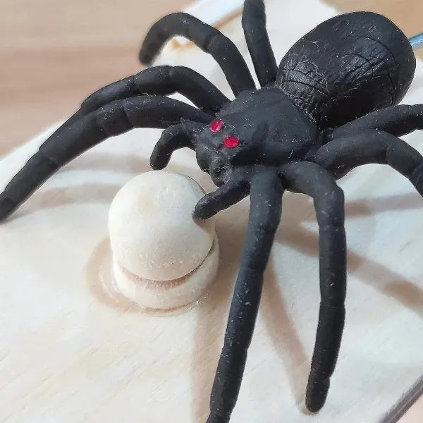 Caja De Madera Sopresa Con Araña Que Salta Broma