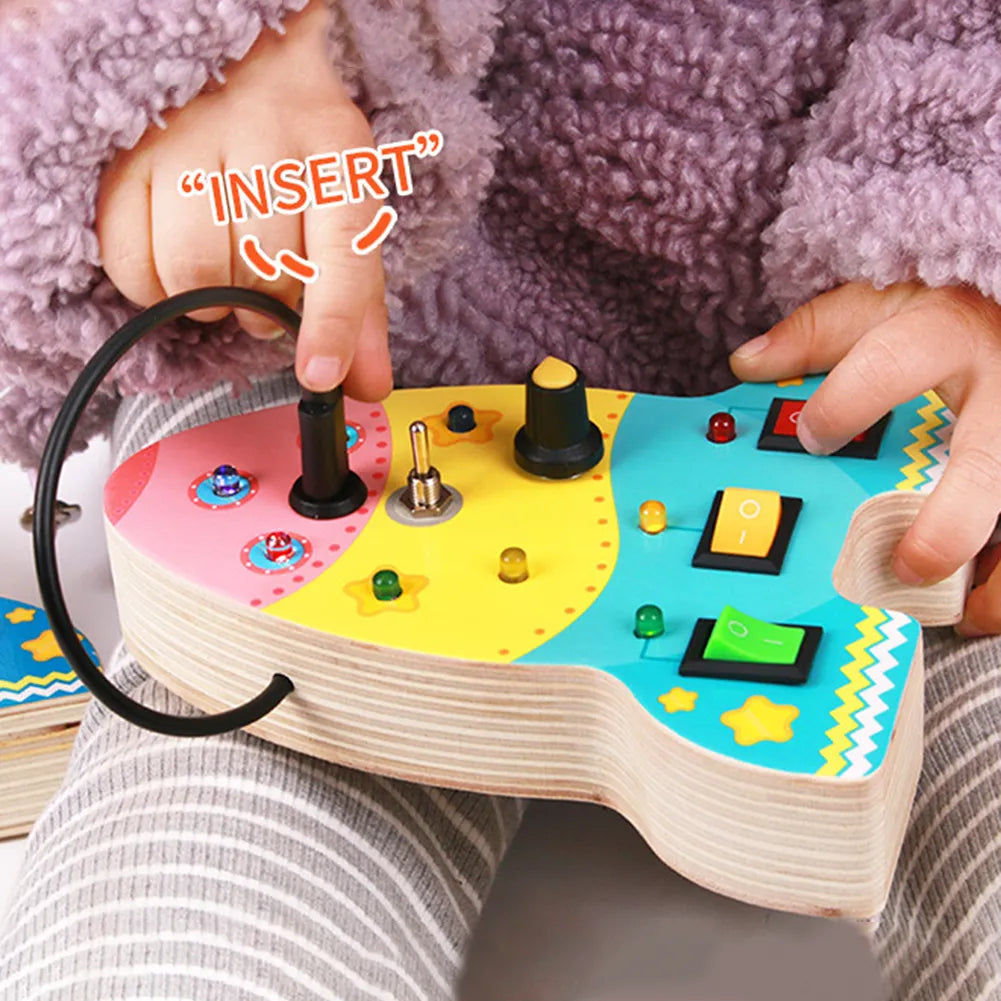 Cohete Tablero Montessori En Madera Con Interruptor