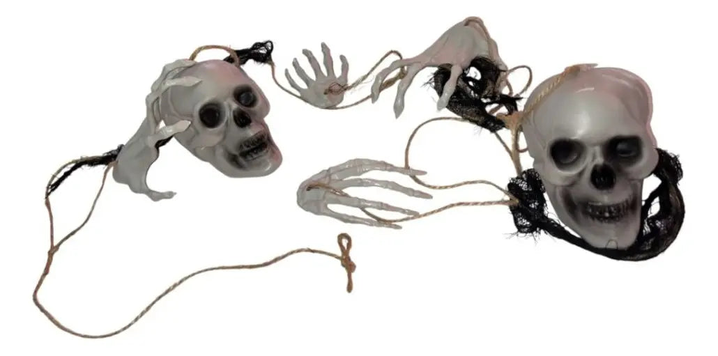 Decoración Halloween – Calaveras y Manos de Esqueleto 150 cm