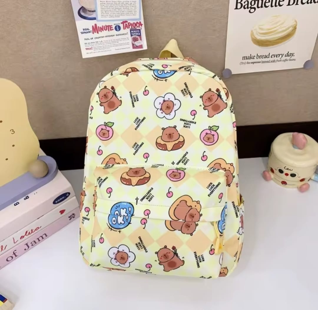 Mochila Estampada Capibara