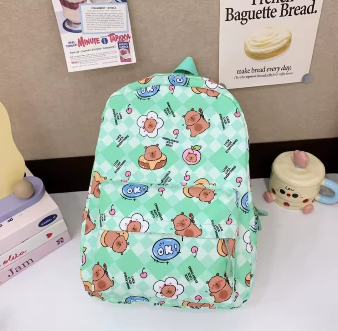 Mochila Estampada Capibara