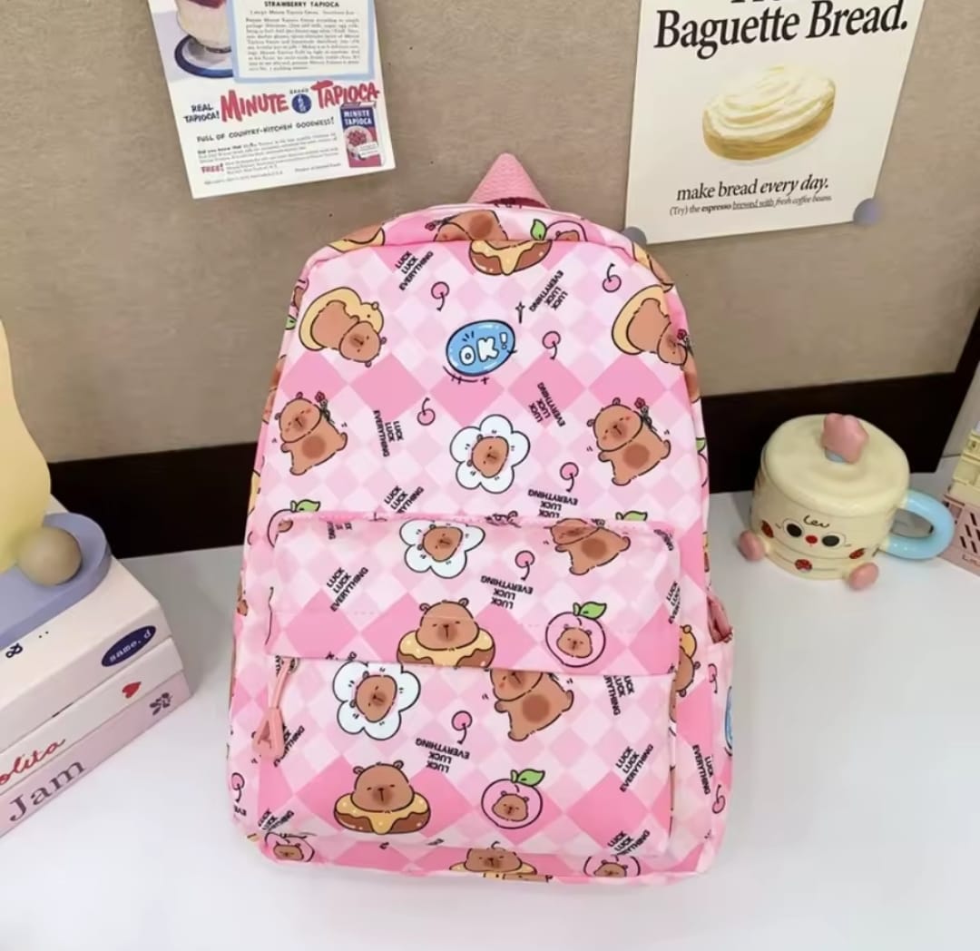 Mochila Estampada Capibara