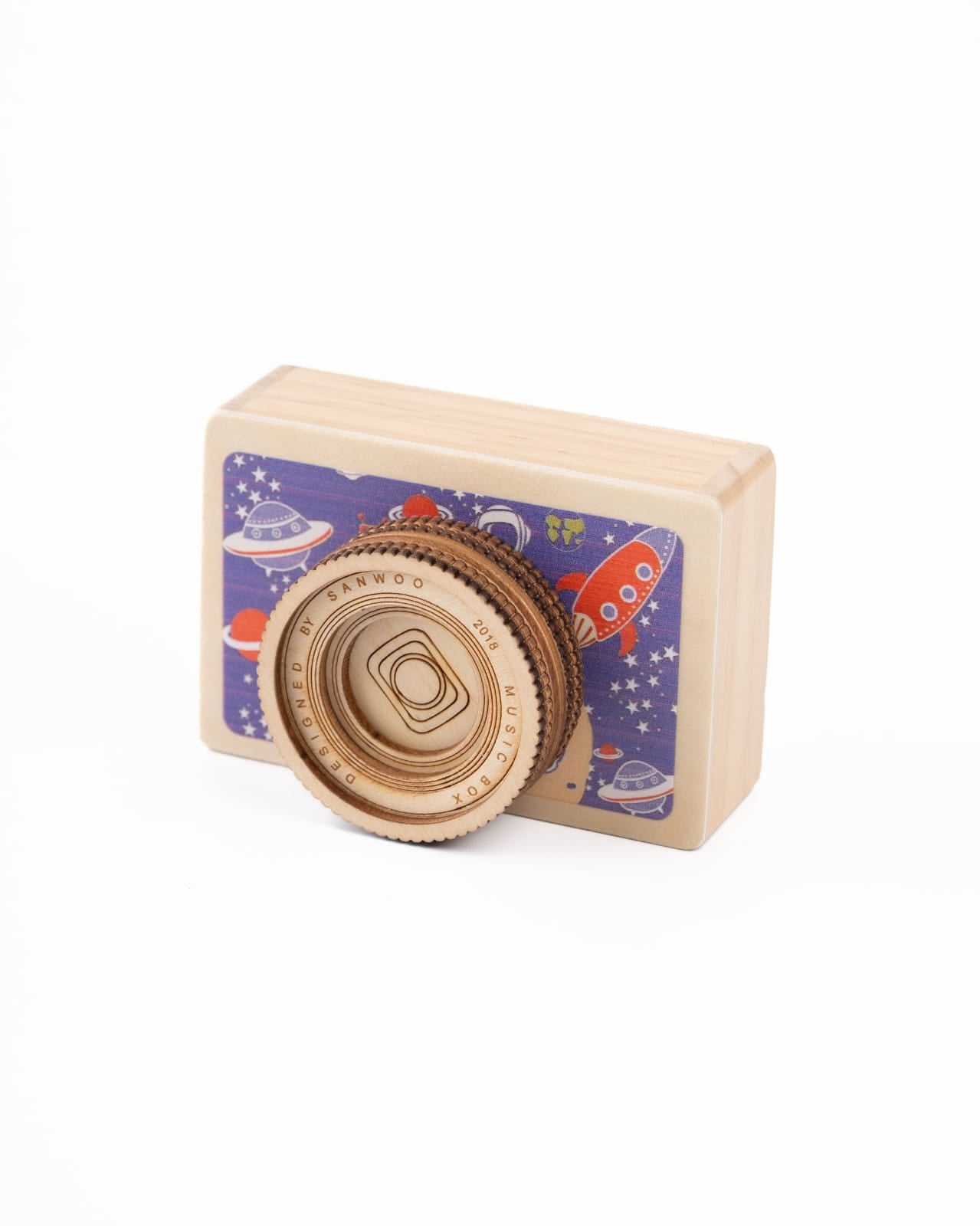 Caja Musical En Madera Con Forma De Camara Fotos