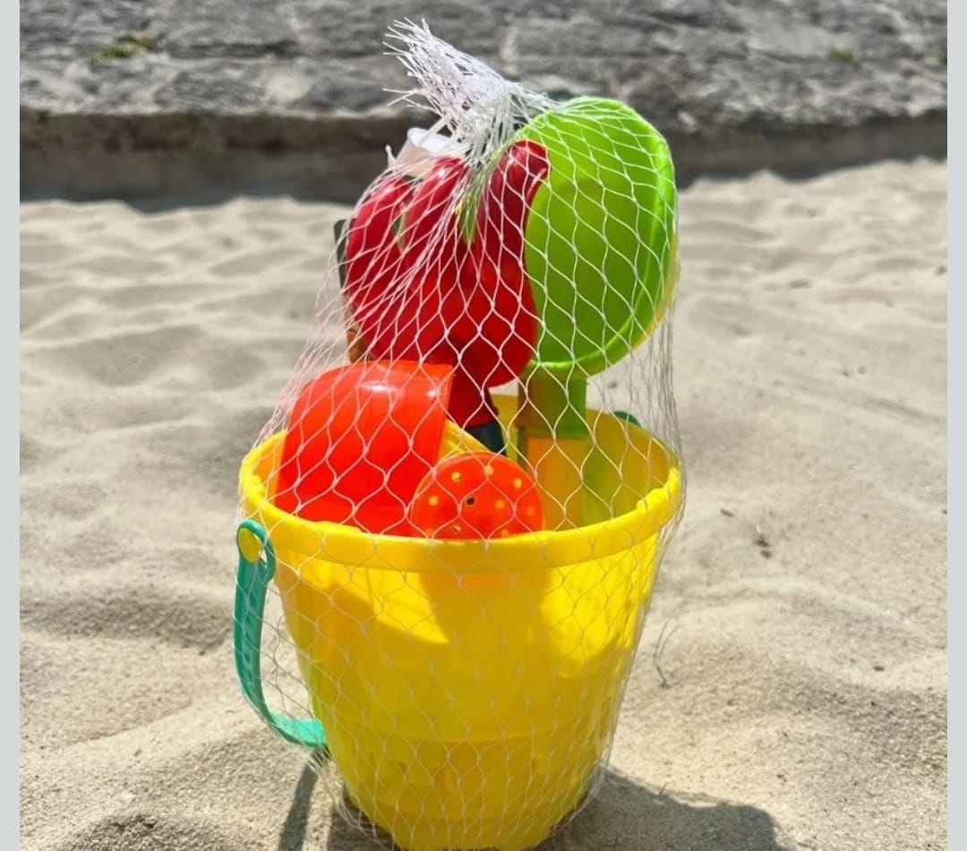 Balde De Playa Con 7 Accesorios