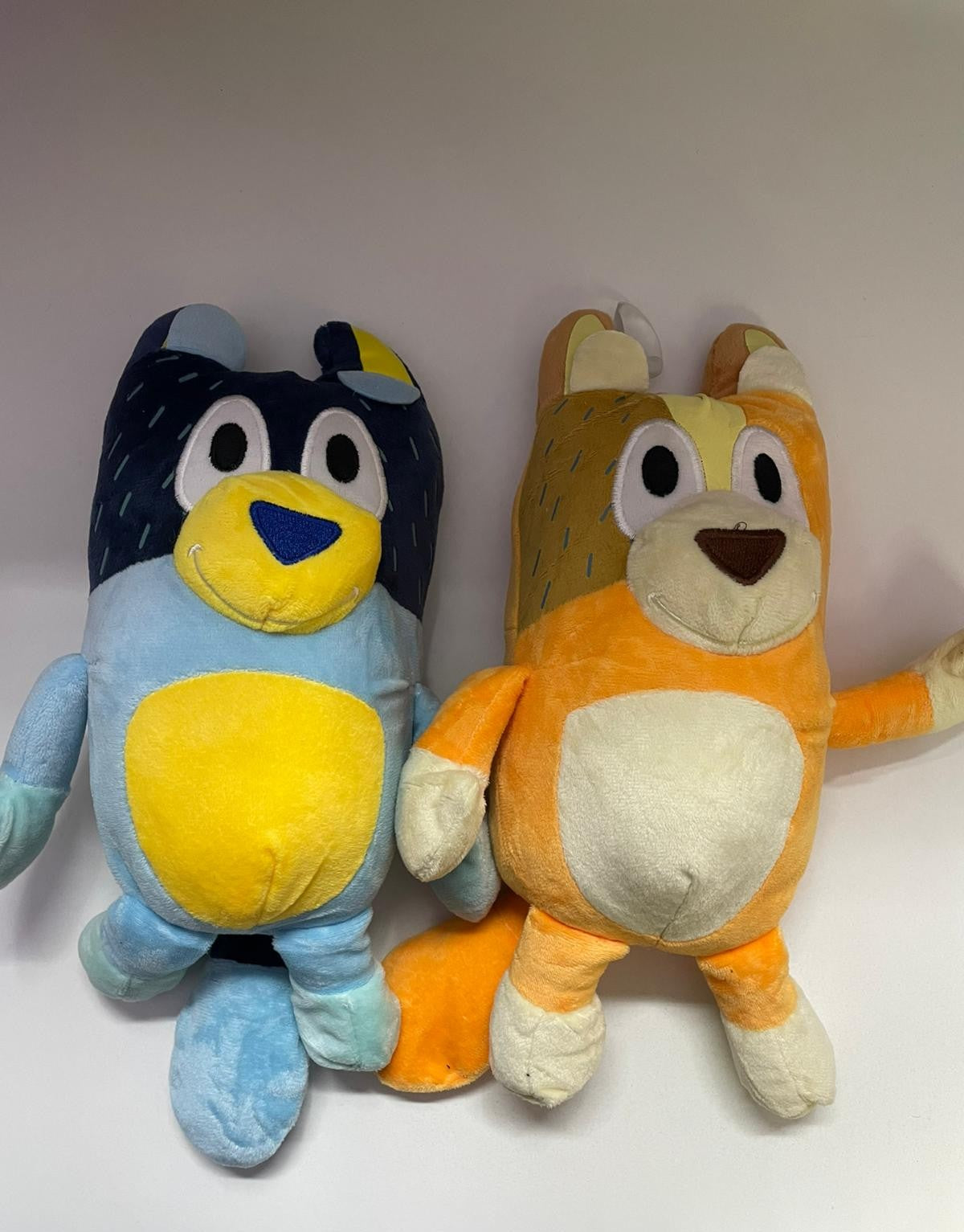 Pack De 2 Peluches De Felpa Mama Y Papa De Bluey