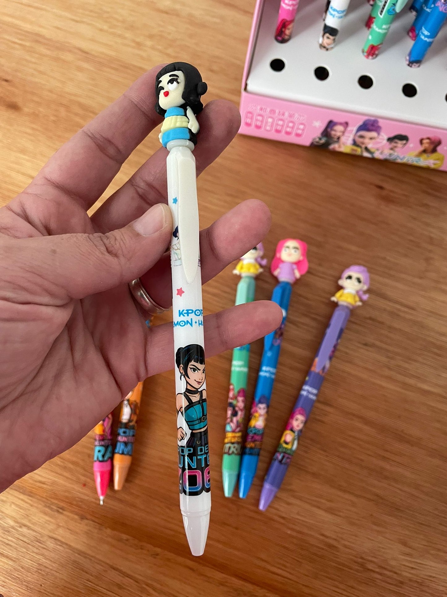 Lapicera Boligrafo Guerreras Kpop Pack X6