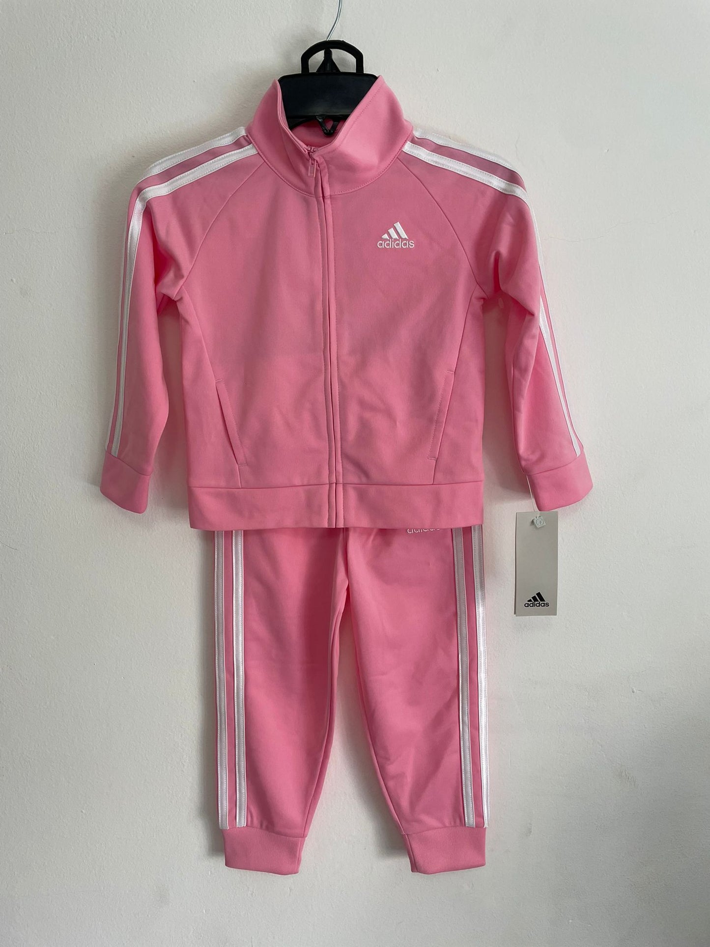 Conjunto Adidas Campera y Pantalon talle 3