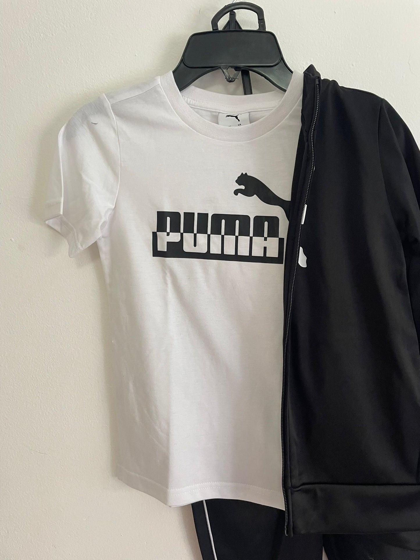 Conjunto Campera Remera y Pantalon Puma Talle 4