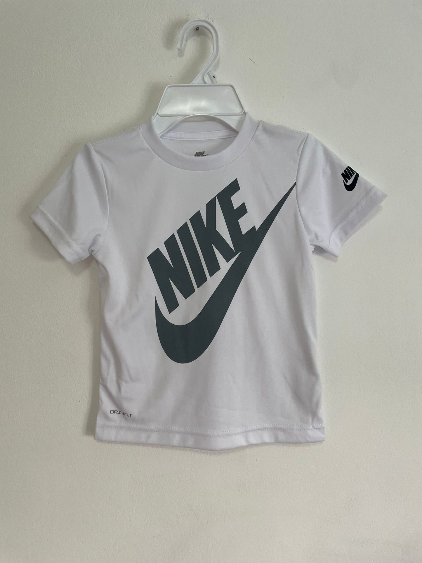 Remera Nike Talle 4
