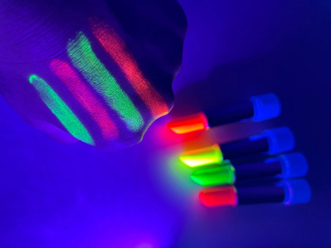 Labiales Fluo UV para fiestas o eventos