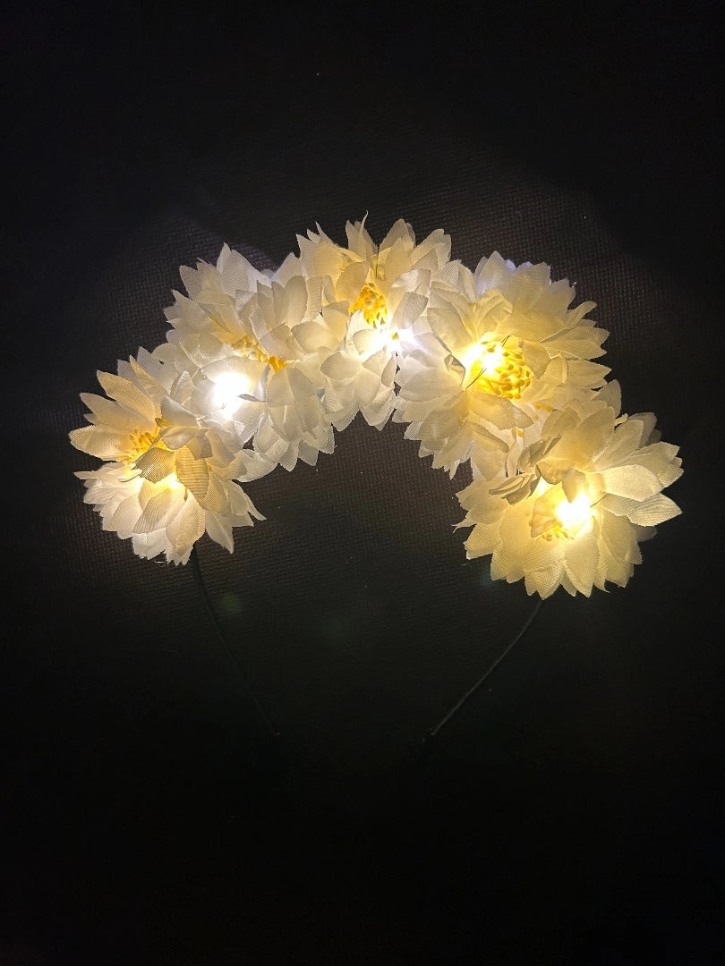 Vincha De Flores Blancas Con Luces Led